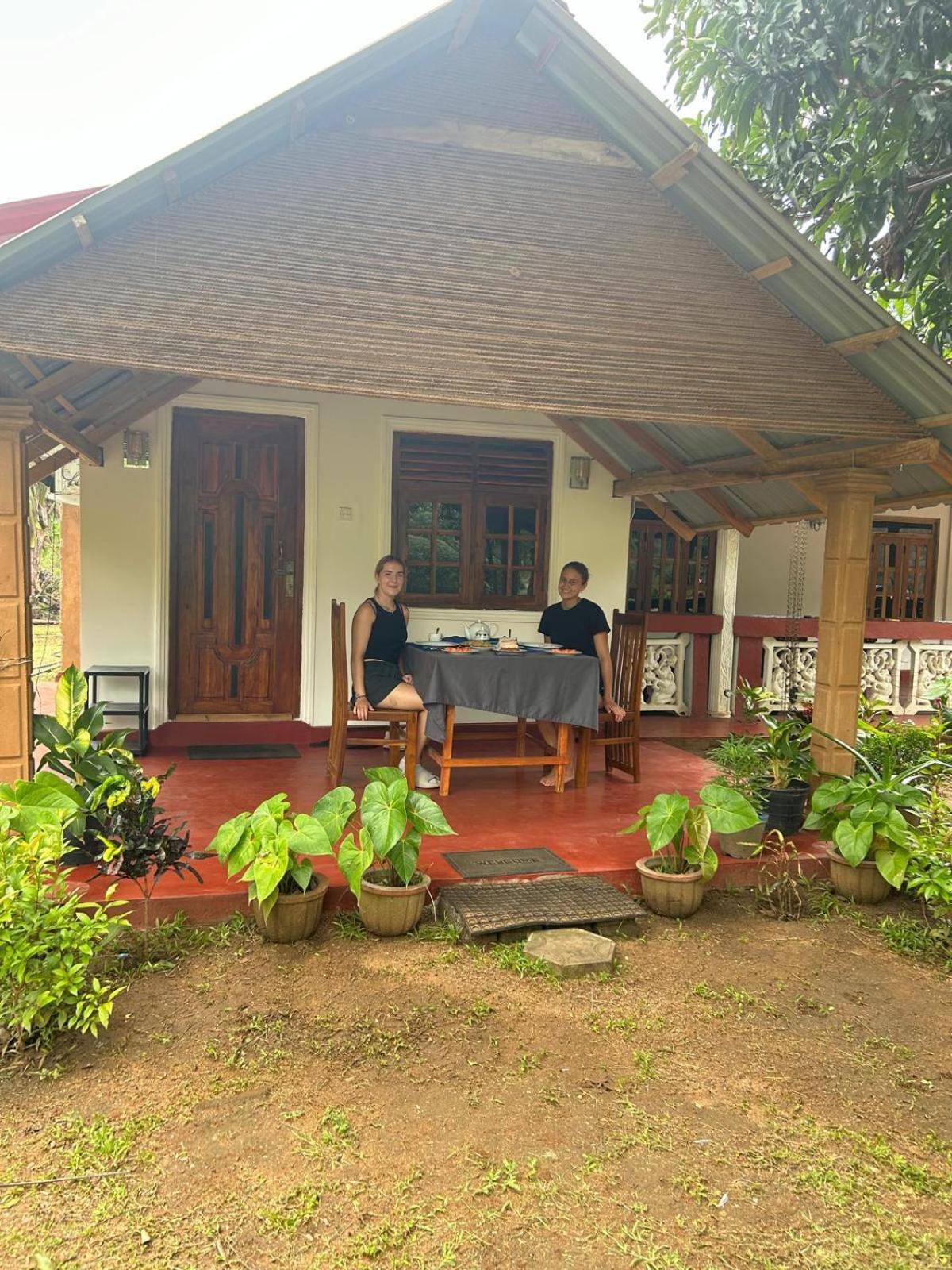 Jungle Eco Lodge & Safari 시기리야 외부 사진